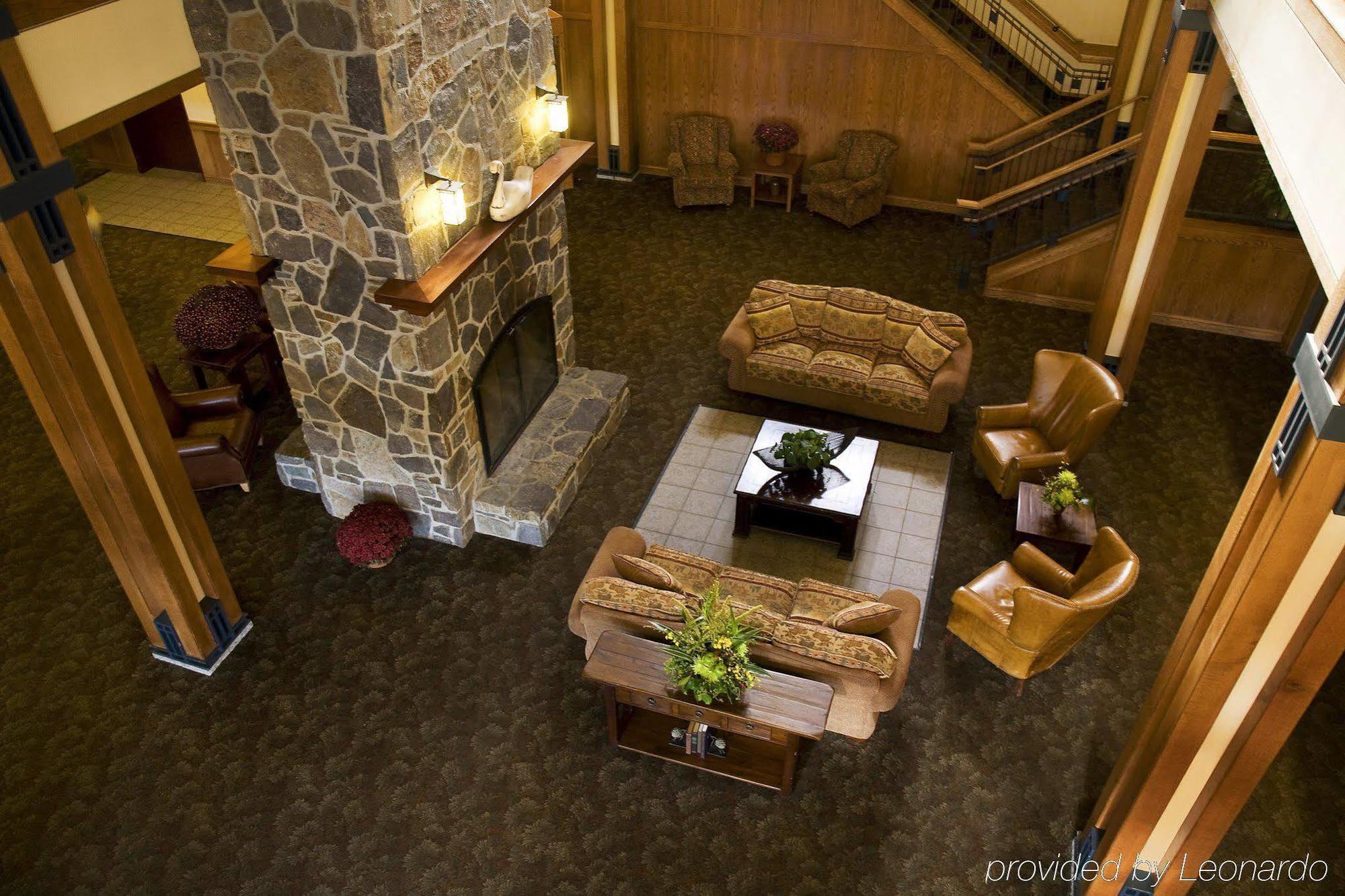 Grand Summit Hotel West Dover Interior photo